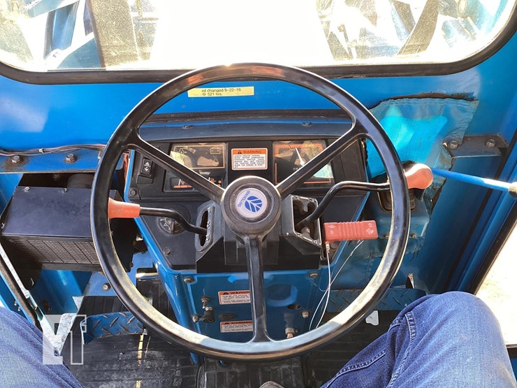 2000-new-holland-2120-image-18