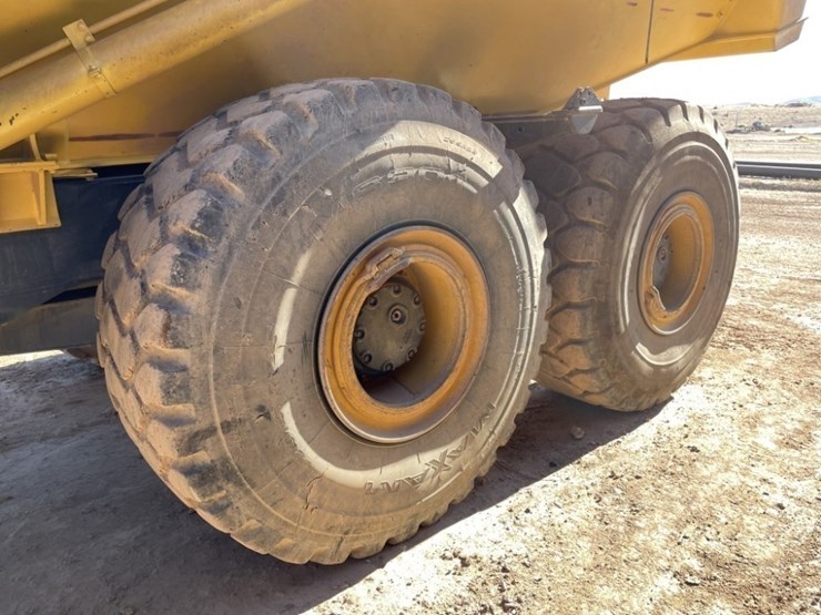 2021-komatsu-hm400-image-9