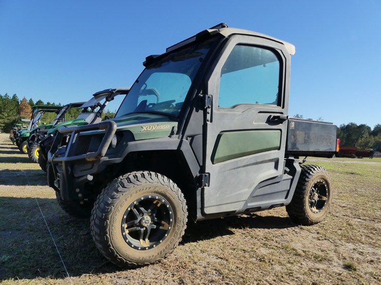 john-deere-xuv-835m-image-1
