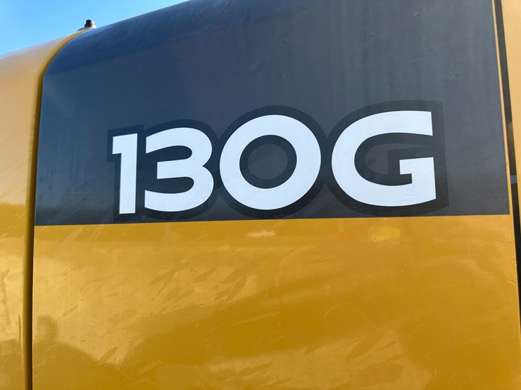 deere-130g-image-56