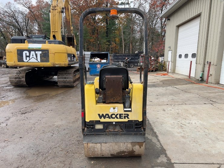 2007-wacker-neuson-rd16-image-4