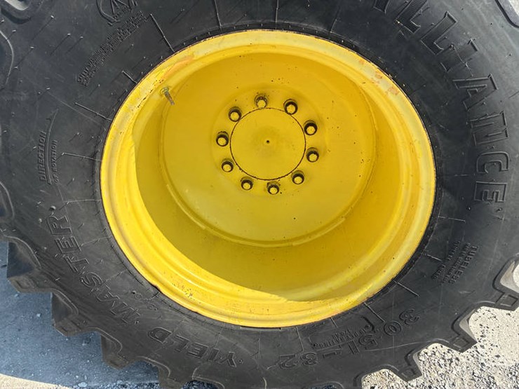 2001-john-deere-9750-image-34