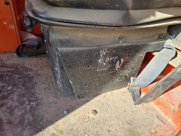 1994-jlg-8042-image-85