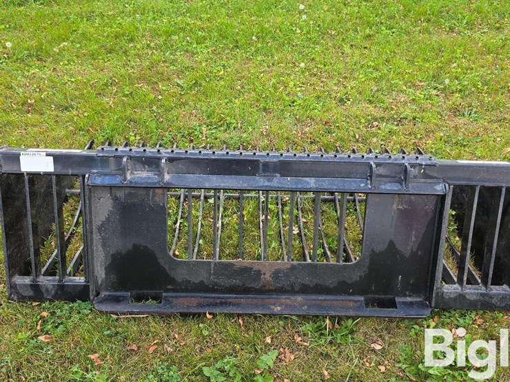 68"-skid-steer-rock-bucket-image-6