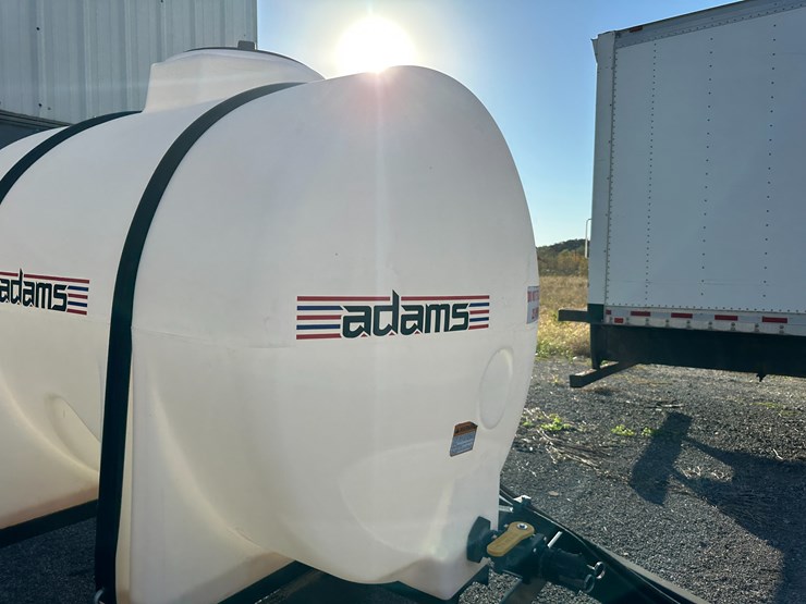 #32832-•-adams-500gal-water-trailer-image-25