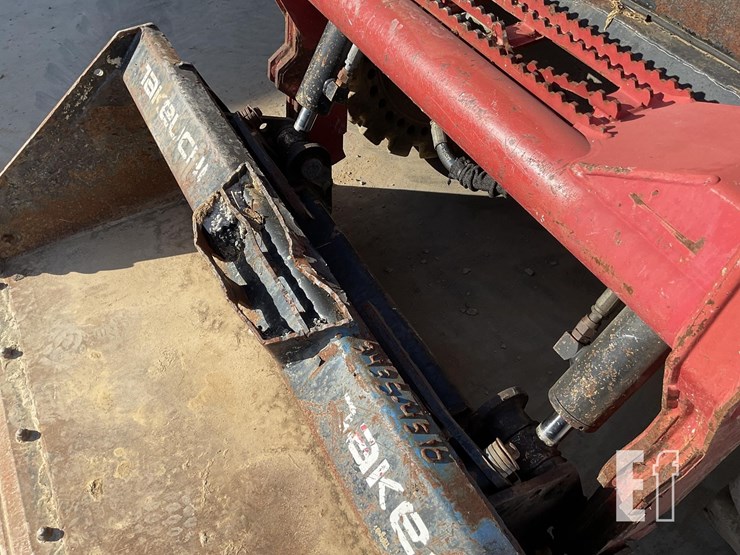 2018-takeuchi-ts50v-image-10