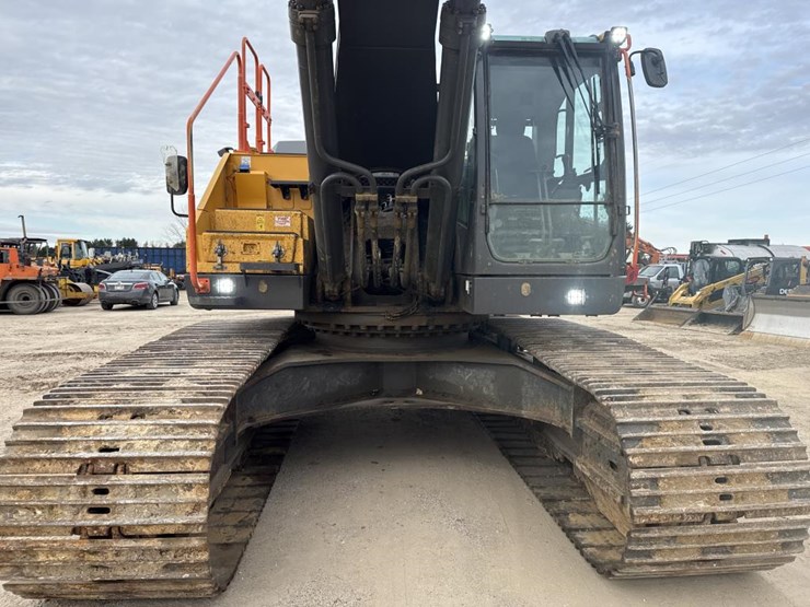 #1881-•-2020-volvo-ec480e-excavator-image-17