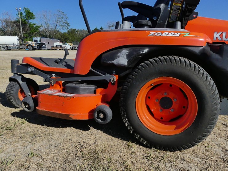2011-kubota-zg222-image-7