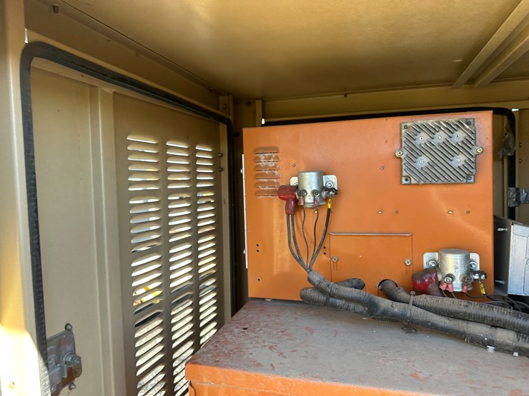 john-deere-4024t-image-29