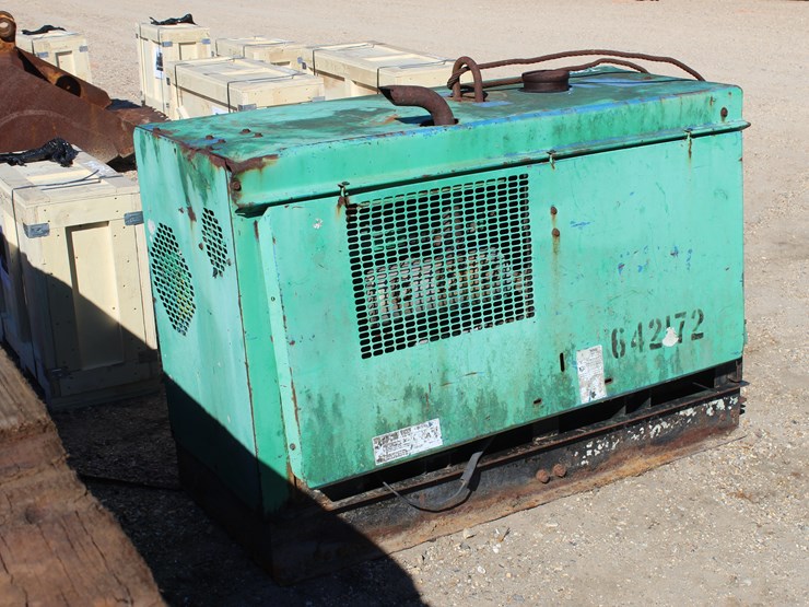 #3503-•-miller-big-bluee-welding-machine-image-3