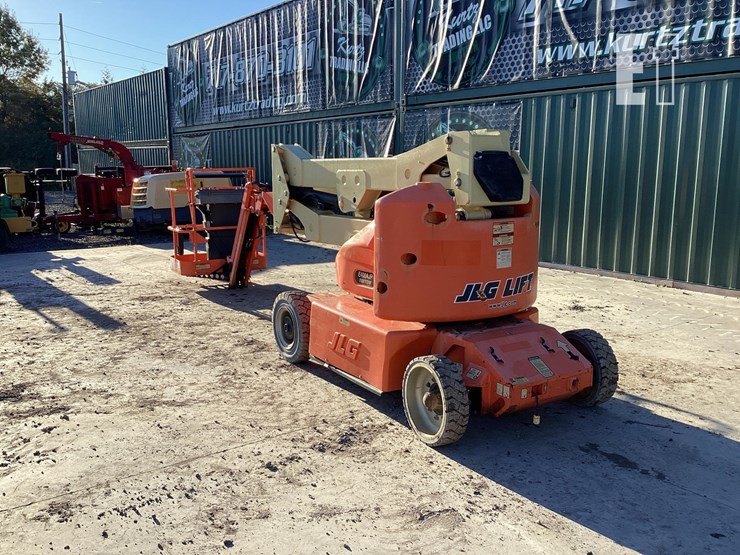 2008-jlg-e400ajpn-image-2