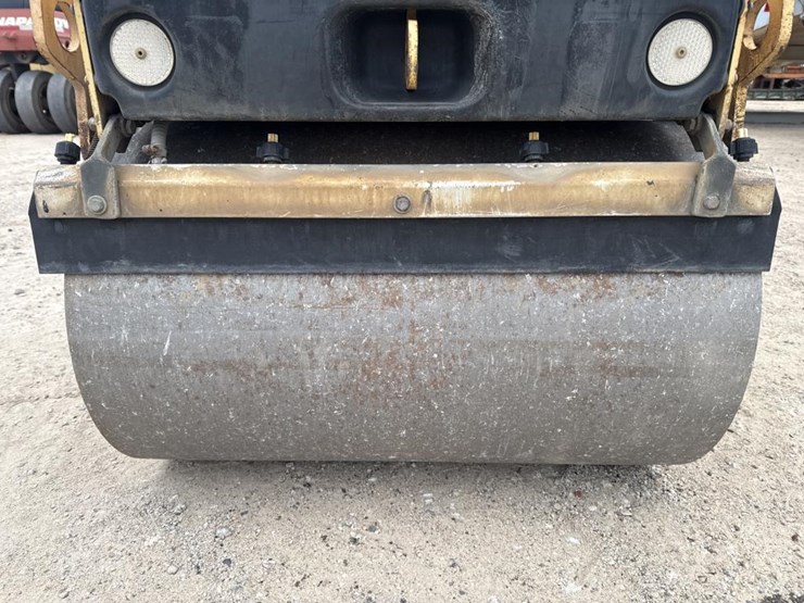 2009-dynapac-cc900-image-12