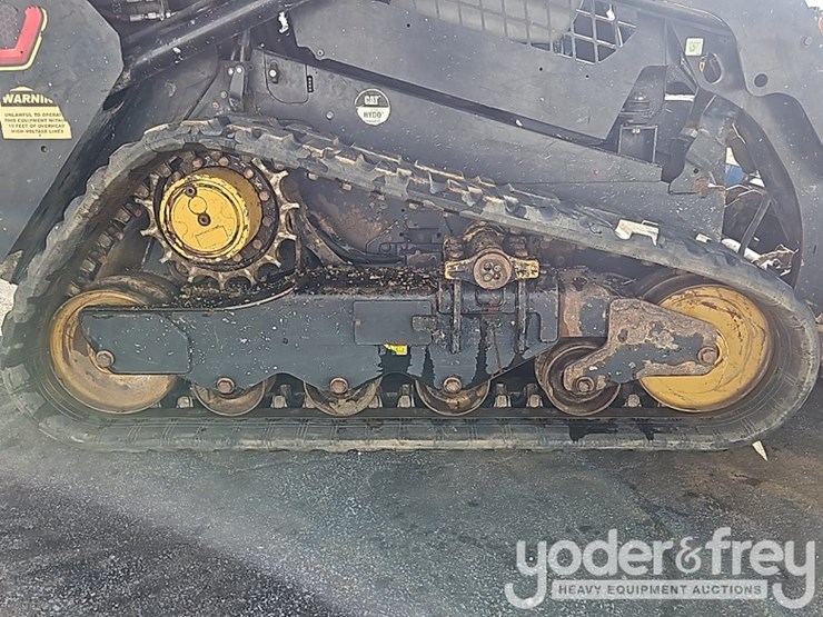 2020-caterpillar-259d3-image-10