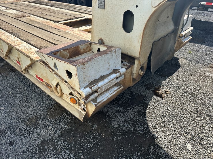 #32747-•-2000-mastec-40'-tri/a-rgn-lowboy-trailer-vin:-1tkj05133ym031587-image-39