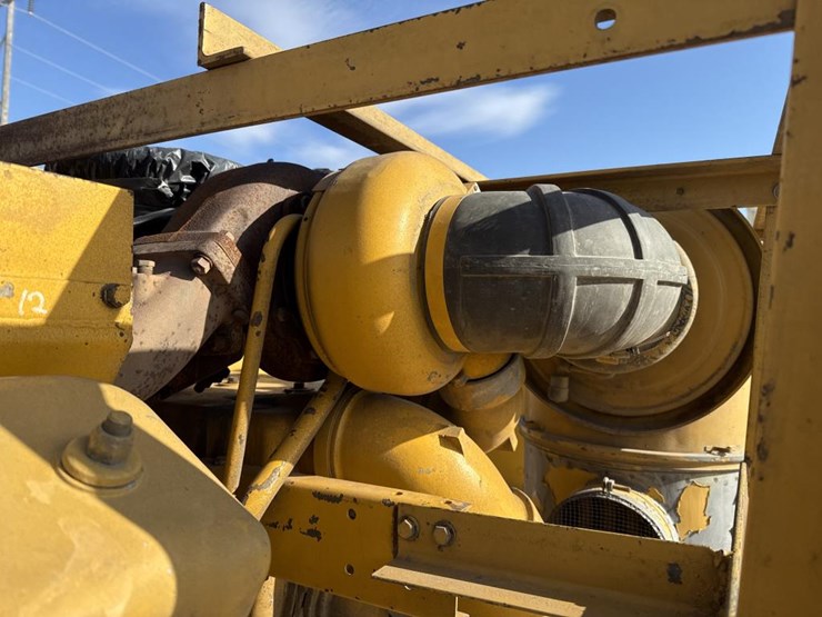 1971-caterpillar-d398-image-14