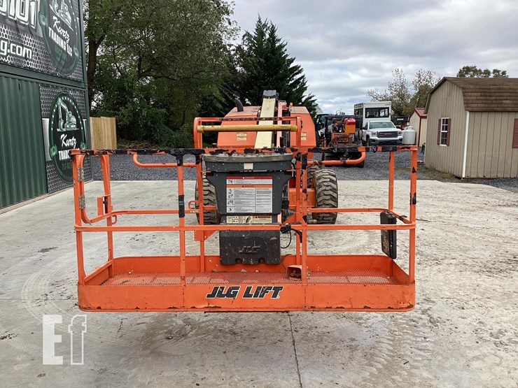 2007-jlg-600s-image-7