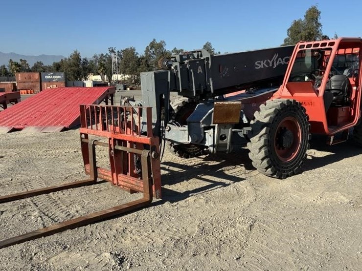 2018-skyjack-sj1056th-image-1