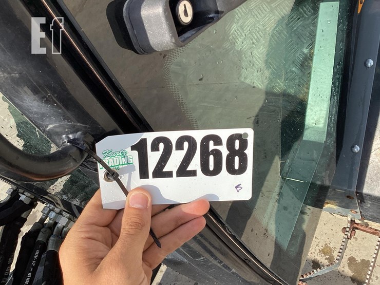 2015-giant-v5003-image-18