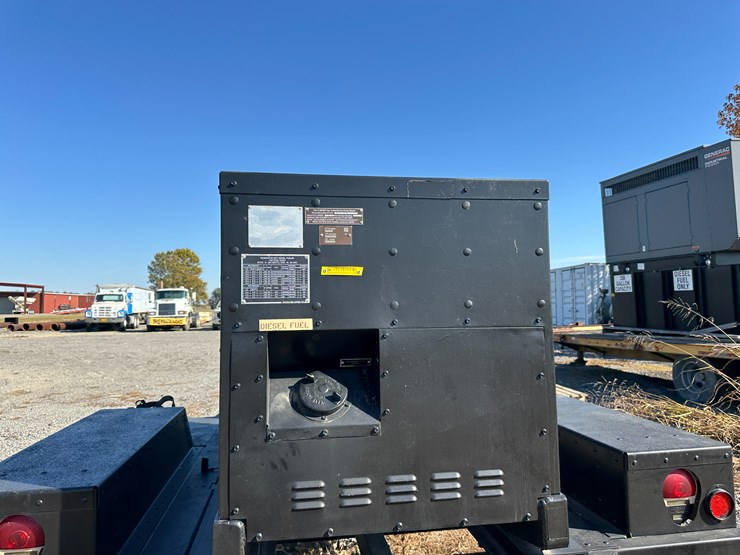 #32822-•-military-generator-image-12