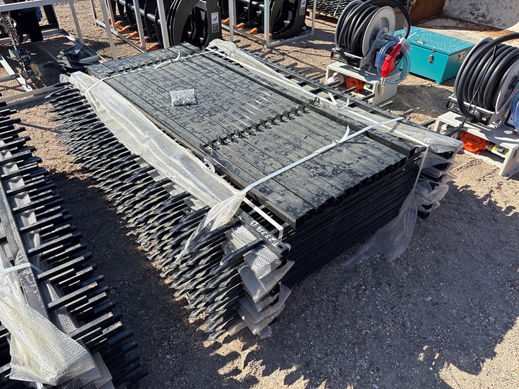 #3526-•-fencing-image-1