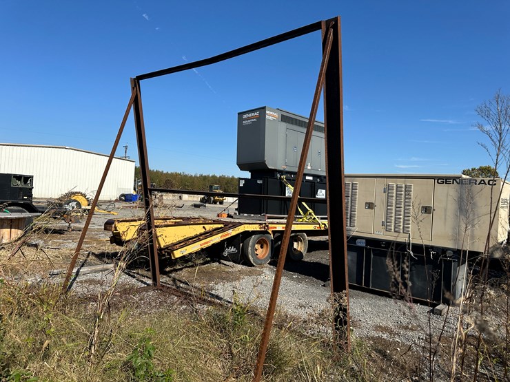 #32817-•-125"-x-10'-x-52"-shop-a-frame-image-3