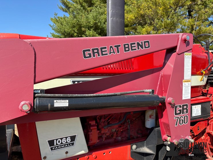 1975-international-1066-image-19