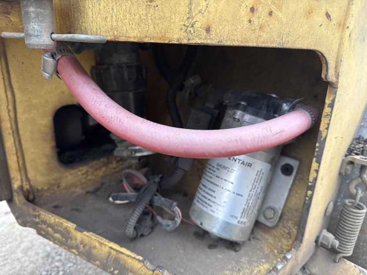 2009-dynapac-cc900-image-20