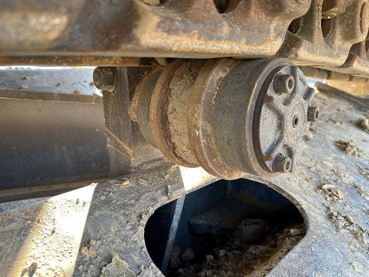 #32825-•-volvo-ec200e-crawler-excavator-image-22