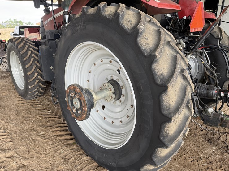 2016-case-ih-2016-image-9
