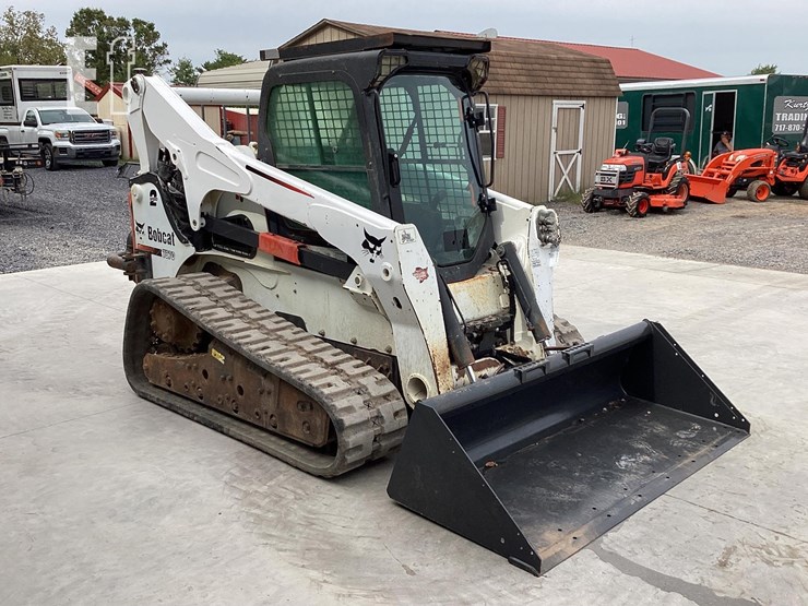 2014-bobcat-t870-image-6