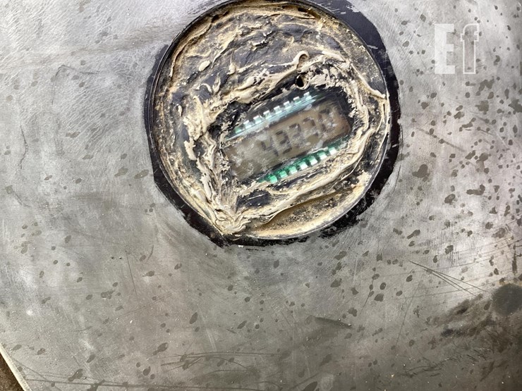 2015-morooka-mst2200vd-image-18