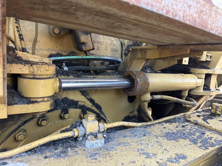 1984-caterpillar-140g-image-39