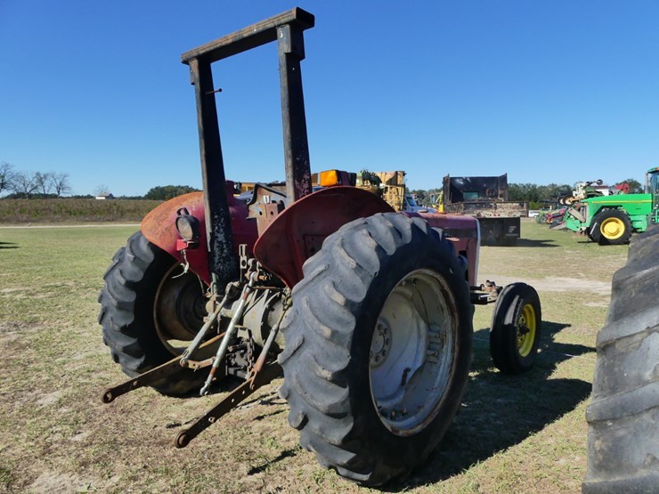 massey-ferguson-240-image-3