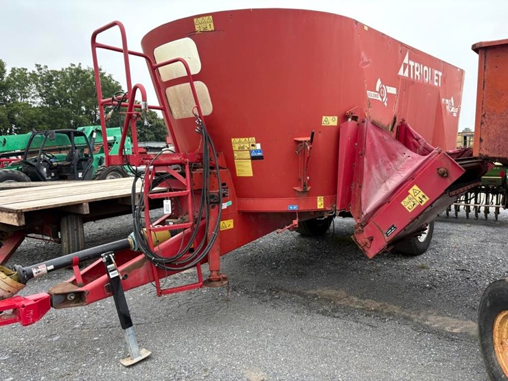 trioliet-salomix-200l-mixer-wagon-image-1