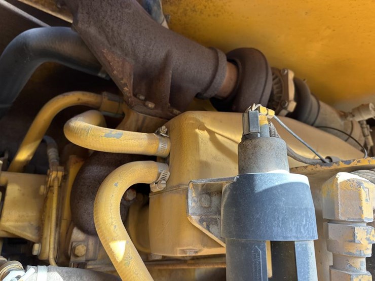 1989-john-deere-6-image-38