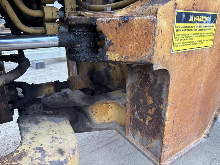 1988-caterpillar-936e-image-26