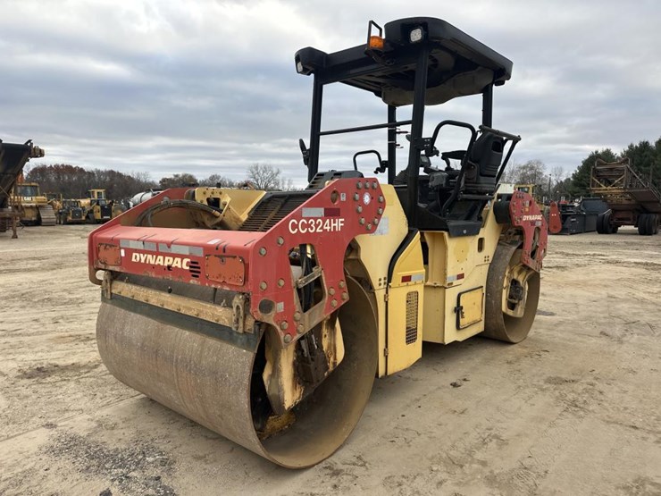 2009-dynapac-cc324-image-5