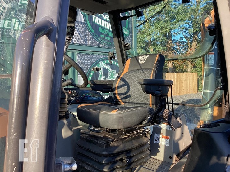 2022-case-580sn-image-15