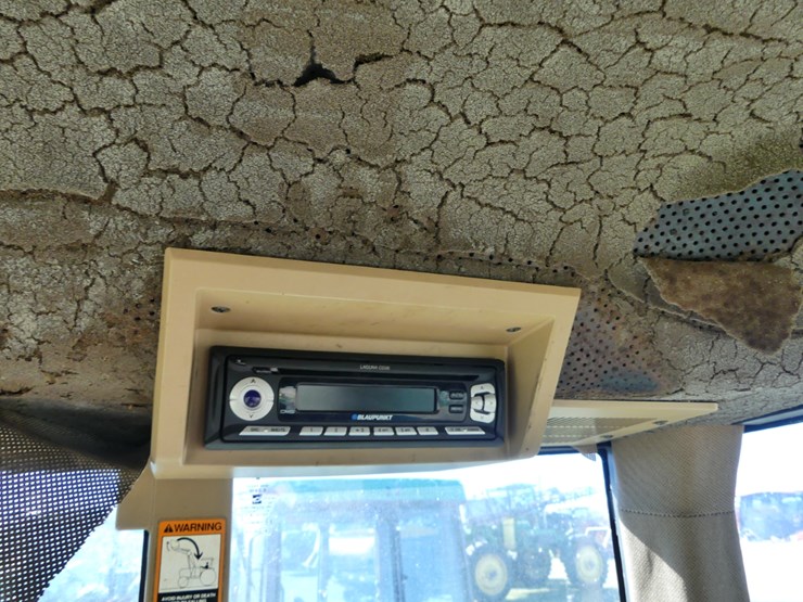 1995-john-deere-7400-image-16