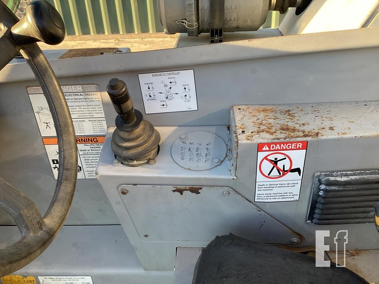 2006-genie-gth1056-image-13