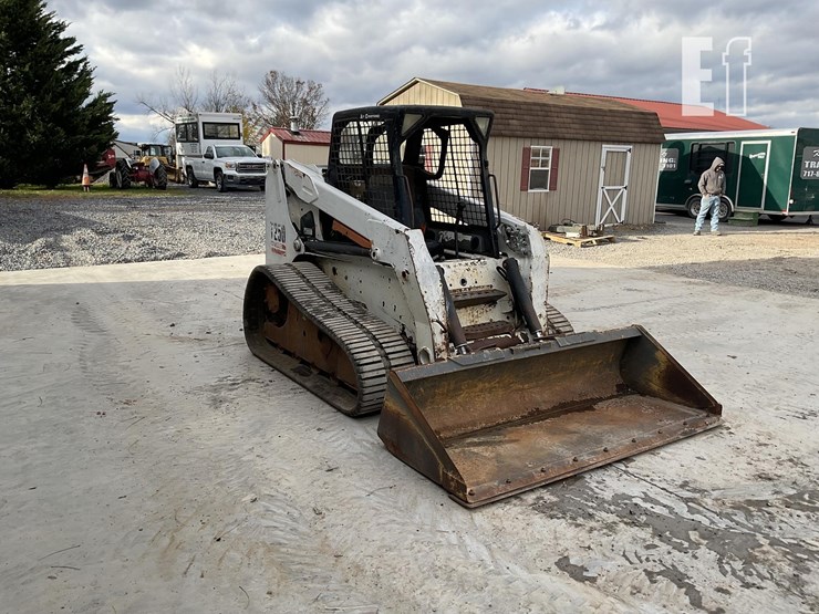 2005-bobcat-t250-image-6