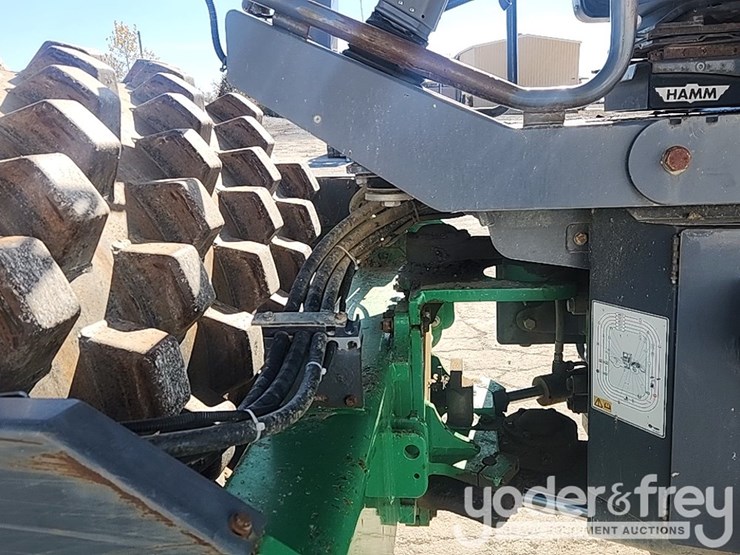 2014-hamm-h11i-image-11