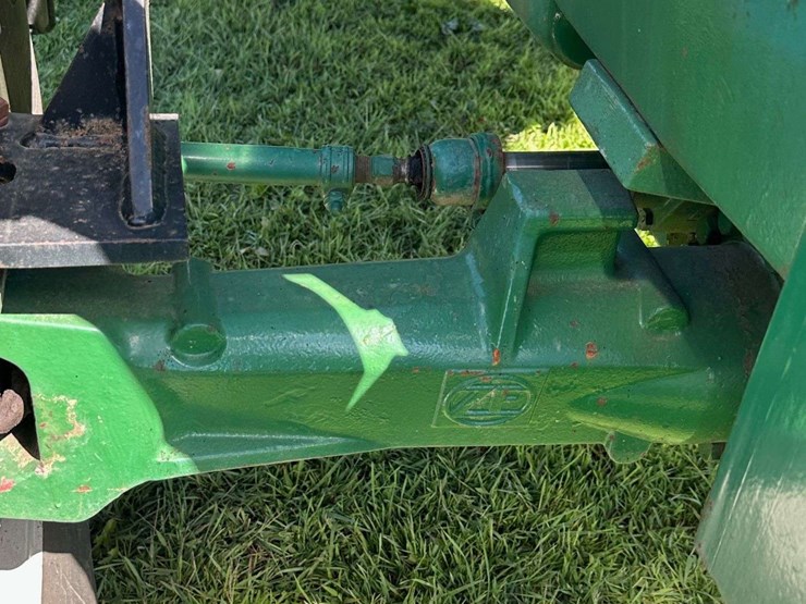 white-american-80-image-36