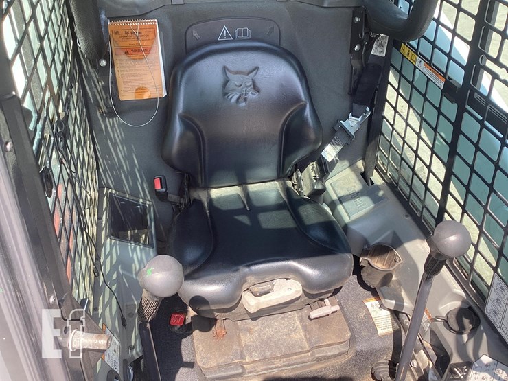 2017-bobcat-s740-image-12