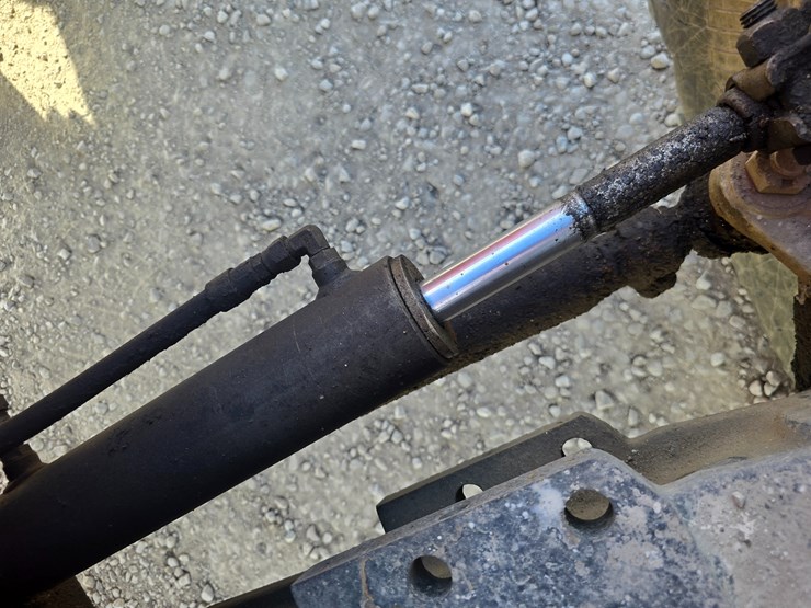 1994-jlg-8042-image-62