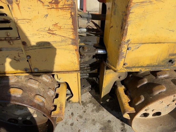 wacker-neuson-articulated-vibratory-trench-compactor-image-12