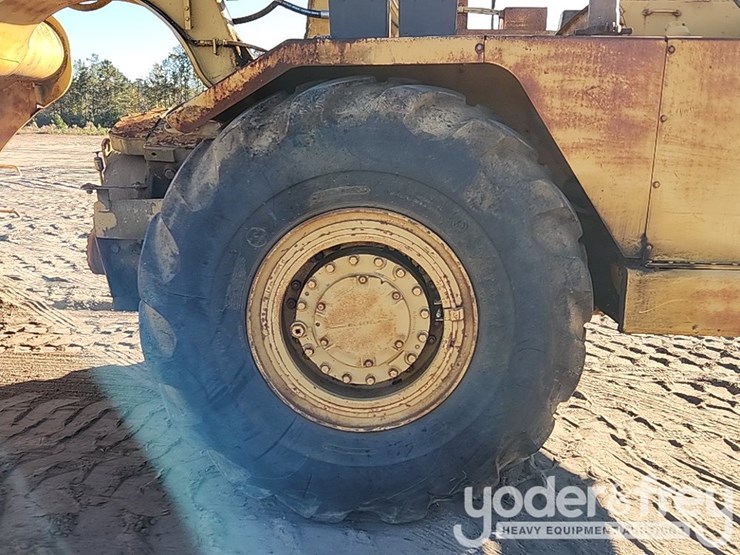 1990-caterpillar-613c-image-8