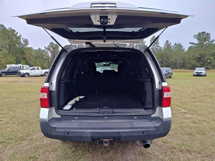 2017-ford-expedition-image-36