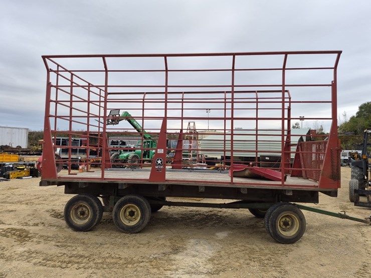 john-deere-1275-image-4