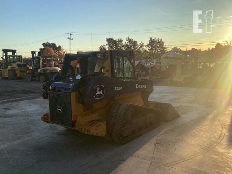 2021-deere-325g-image-4